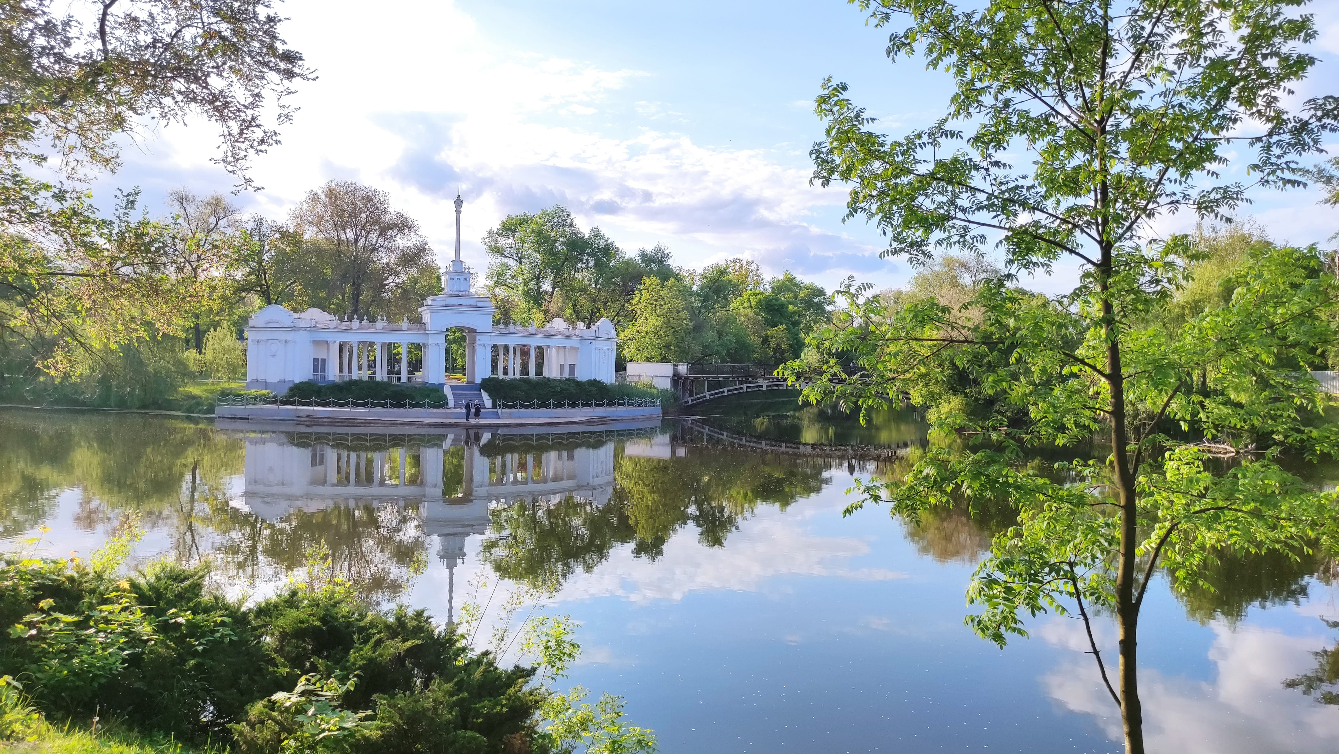 Човнова станція